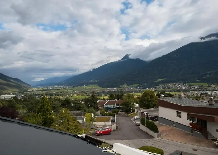 Enarina In * تيلفس